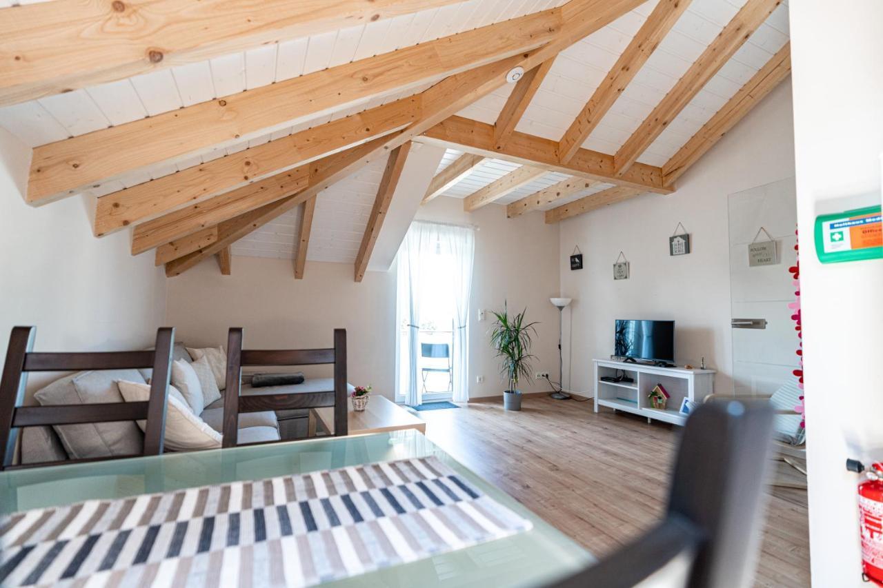 Ferienwohnung Bad Camberg - Apartment Goldener Grund Exteriör bild